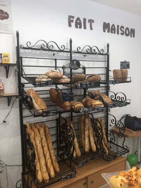 Boulangerie Aux Traditions d'Issy fête son premier anniversaire